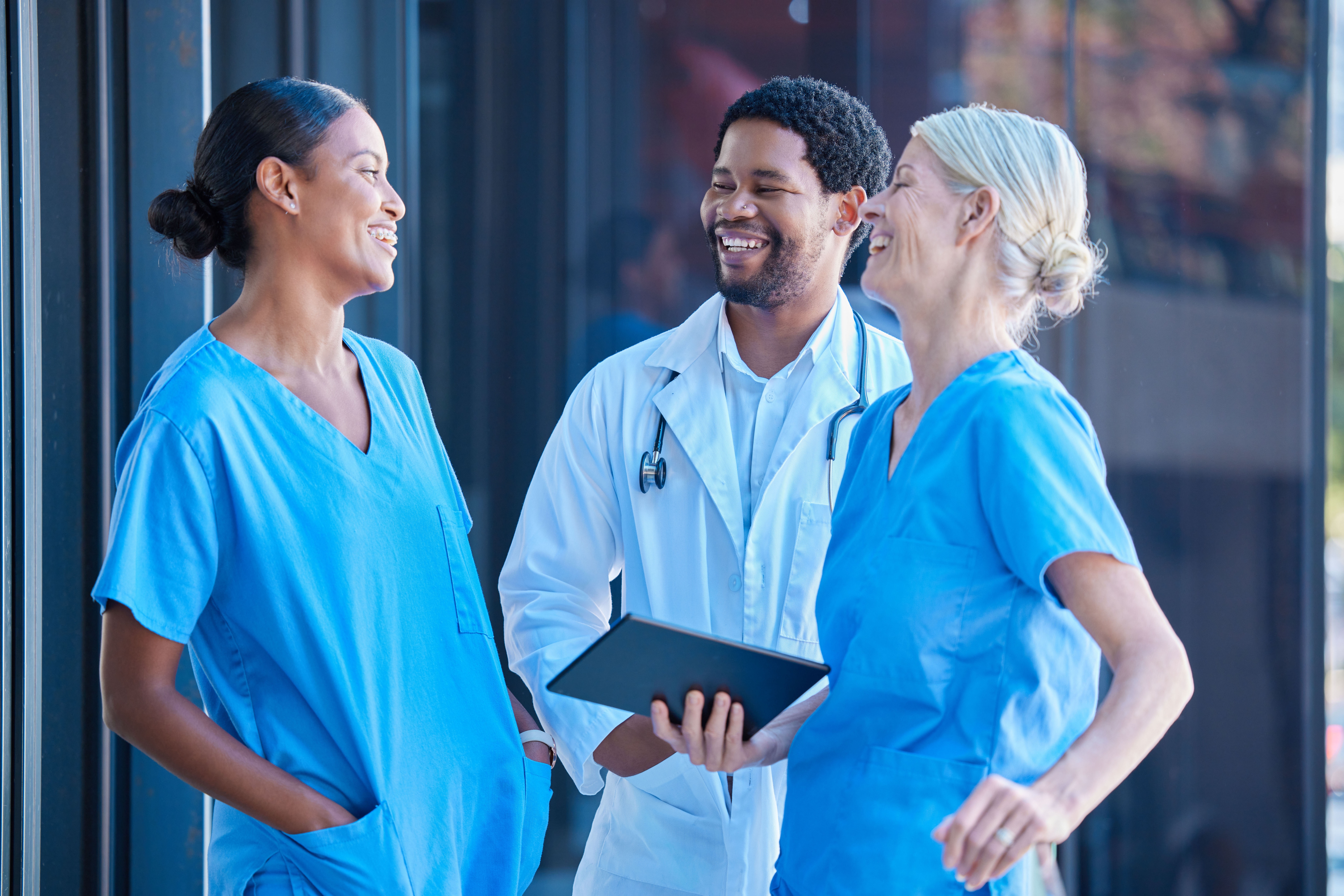Diversity,,Teamwork,And,Healthcare,,A,Team,Of,Doctors,Talking,And
